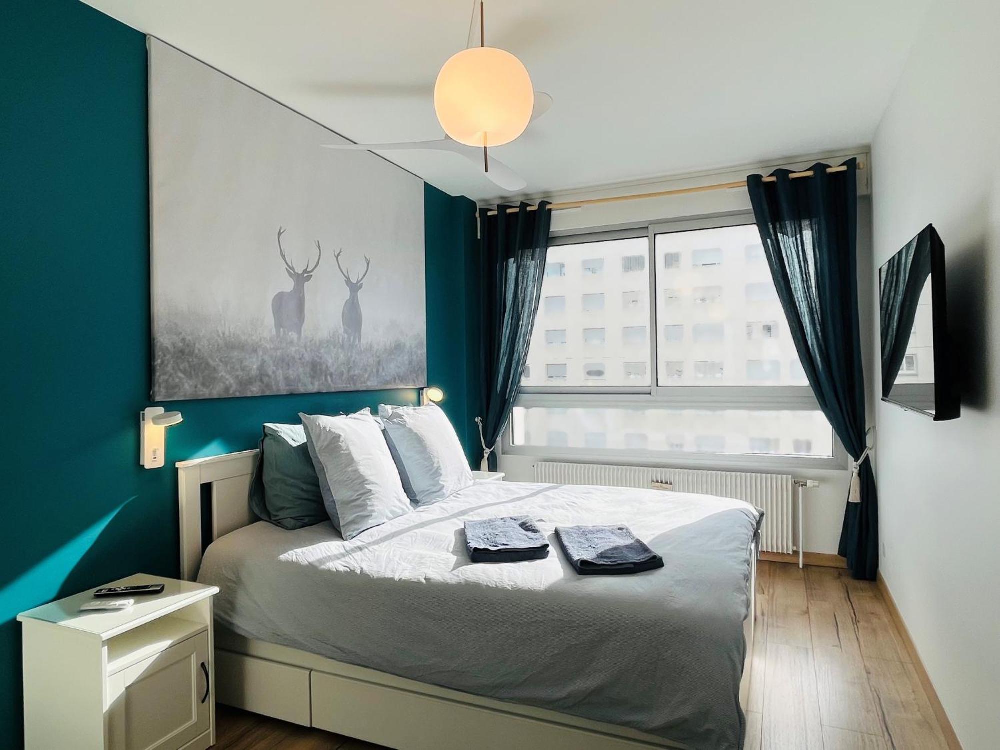 Central, Confort, Clim, 2 Chambres, Parking - 6e Apartment *